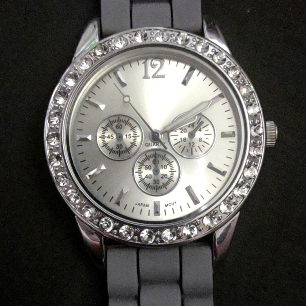 Ladies accutime watch, grey and silver
